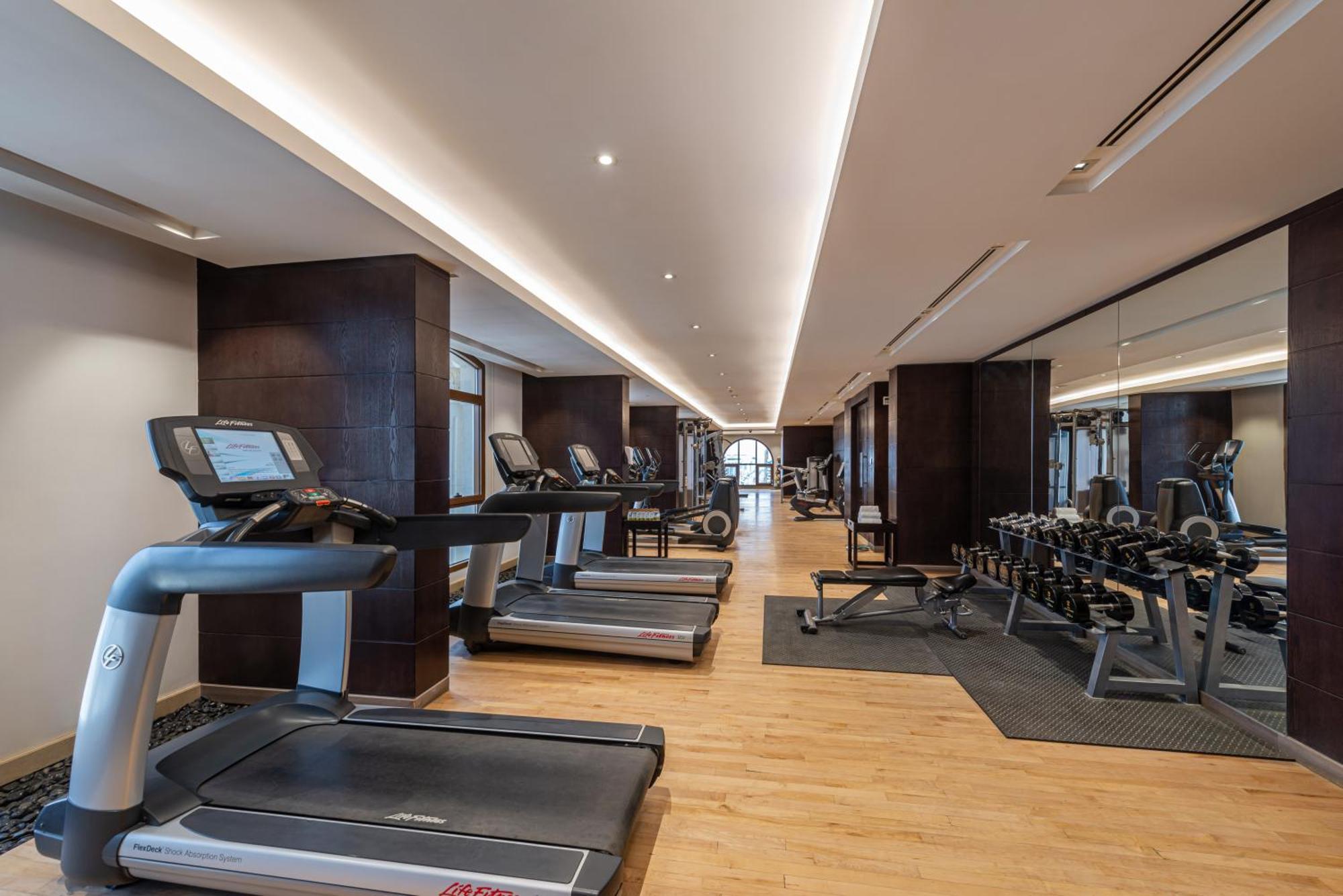 Narcissus Riyadh Hotel & Spa Luaran gambar The gym at the hotel