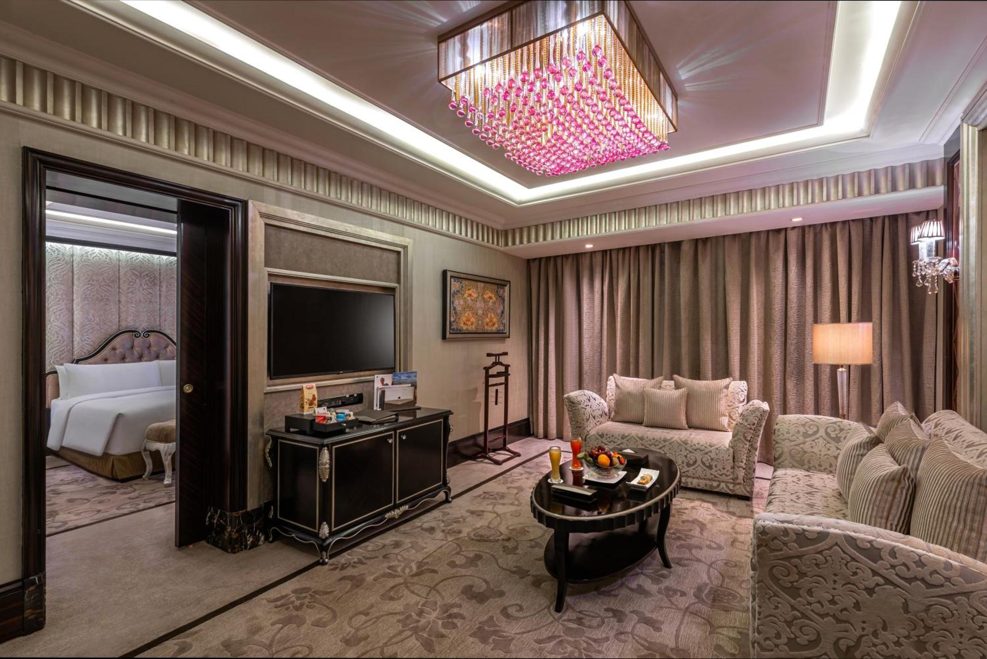 Narcissus Riyadh Hotel & Spa Luaran gambar A suite at the hotel