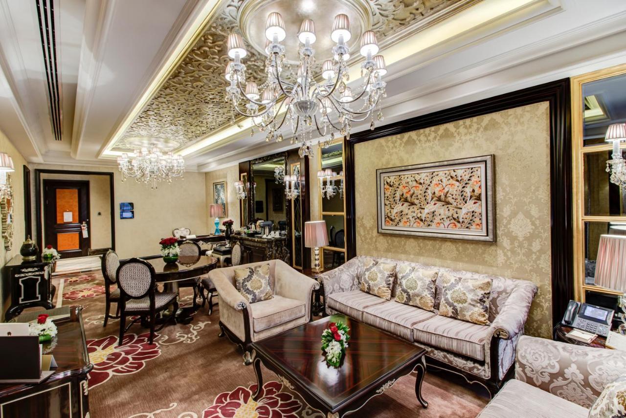 Narcissus Riyadh Hotel & Spa Luaran gambar The interior of the Presidential Suite